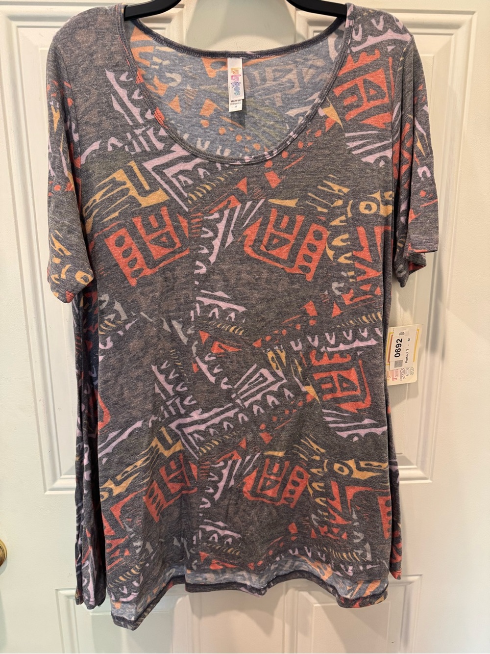NWT LulaRoe Perfect T size medium- Gray with Coral & Lavender Print